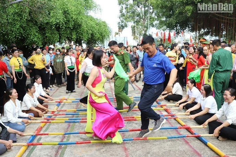 Đồng bào các dân tộc trên địa bàn tỉnh Đắk Lắk cần phát huy truyền thống đoàn kết, xây dựng quê hương Đắk Lắk ngày càng giàu, đẹp.