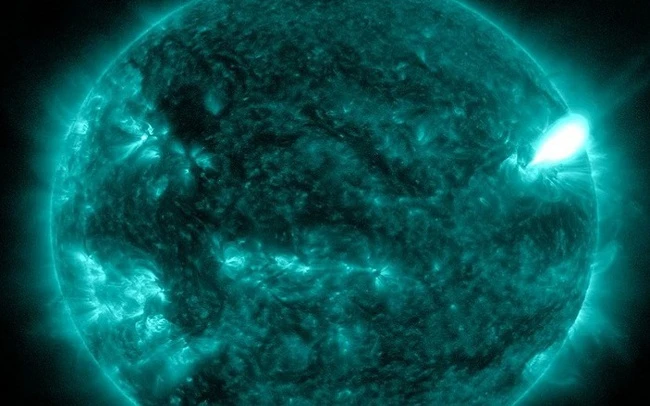 Mặt trời đã tạo ra một luồng sáng khổng lồ vào ngày 14/12.