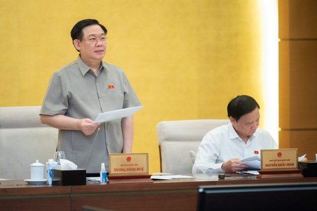 UBTVQH cho ý kiến 2 dự án Luật; thông qua Nghị quyết sắp xếp đơn vị hành chính cấp huyện, cấp xã - Ảnh 4.