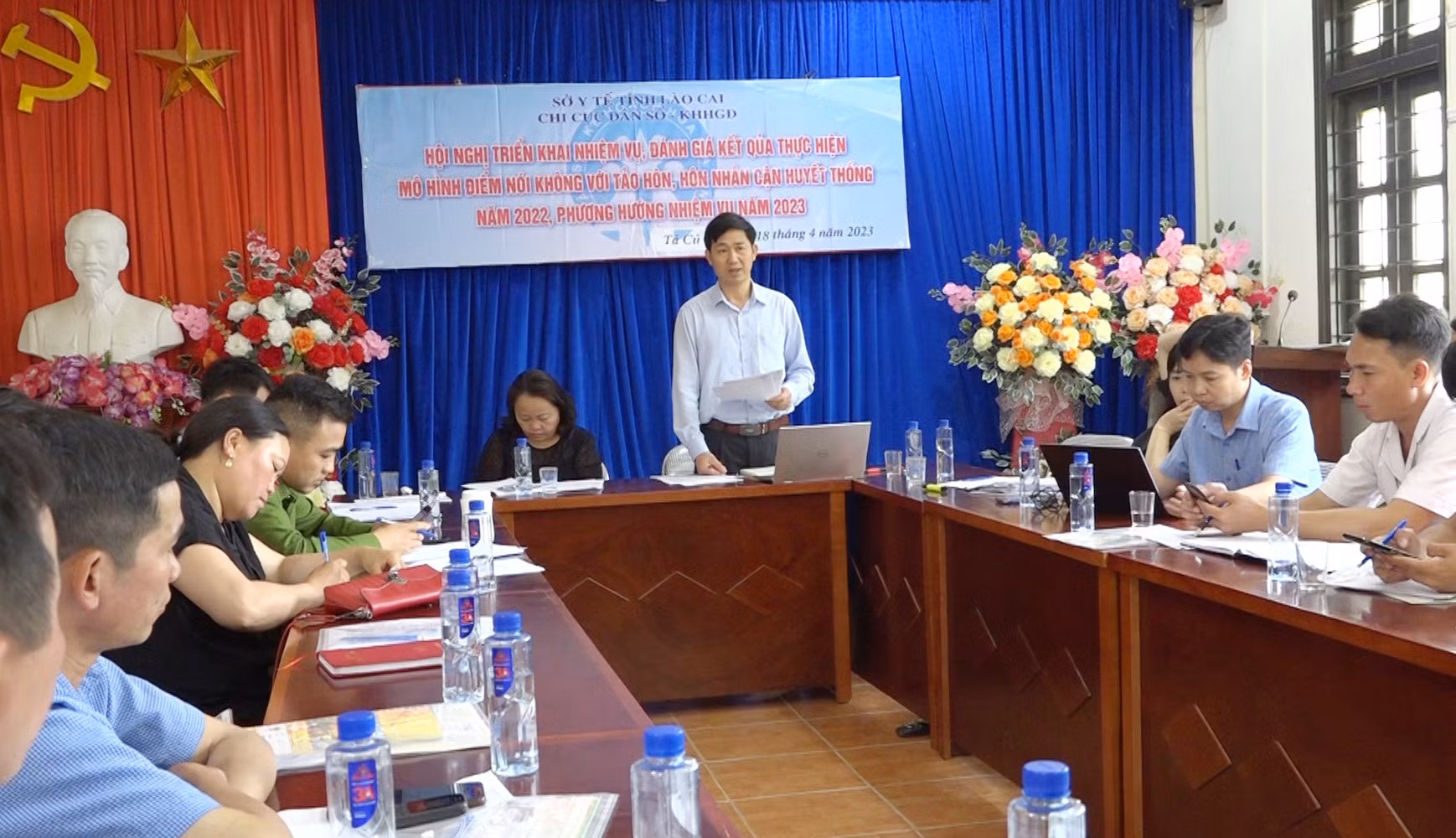 Dong chi Luc Hau Giang phat bieu.jpg