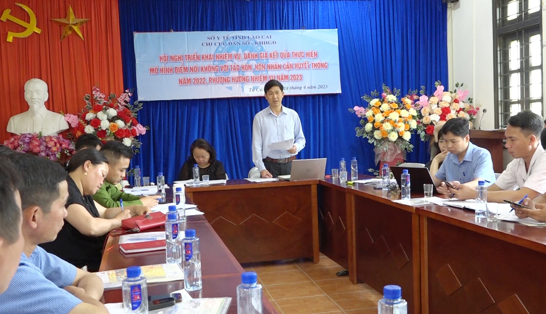 Dong chi Luc Hau Giang phat bieu.jpg