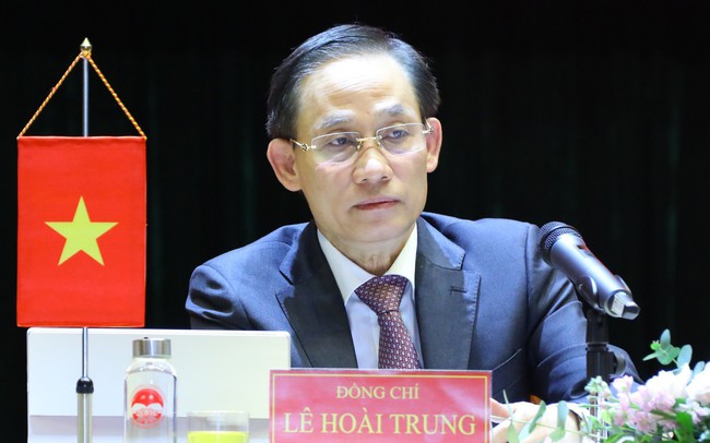 Ông Lê Hoài Trung. Ông Lê Hoài Trung.