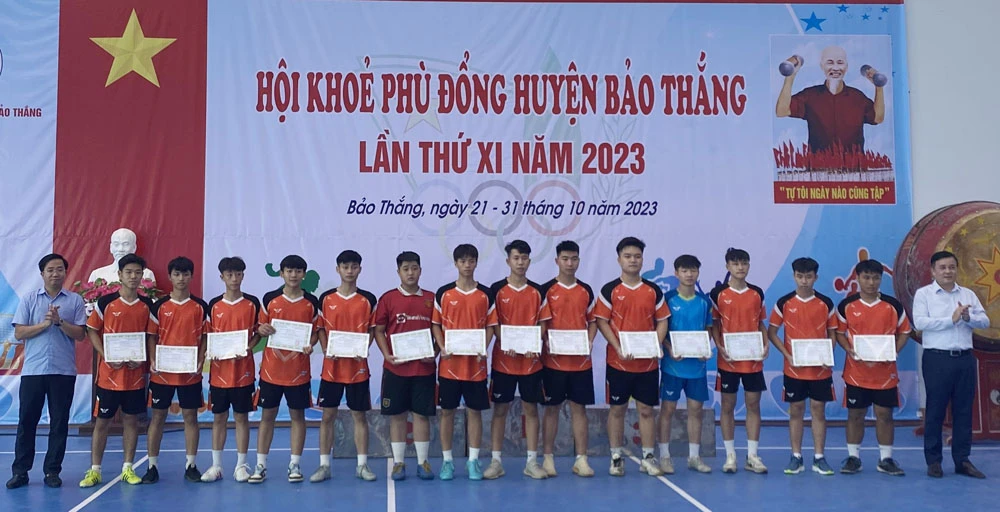 Trao gải môn bóng đá nam.jpg