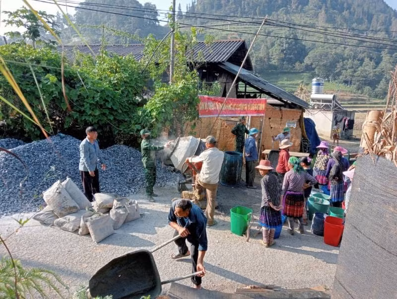 Gắn chương trình giảm nghèo với xây dựng nông thôn mới.