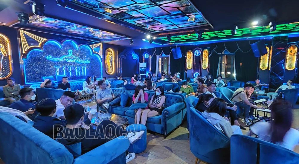 Ảnh 1.2.3 Kiểm tra các cơ sở kinh doanh bóng cười trên địa bàn thành phố Lào Cai (2).jpg