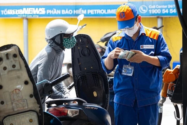 Giá xăng dầu chiều nay dự báo tăng nhẹ.