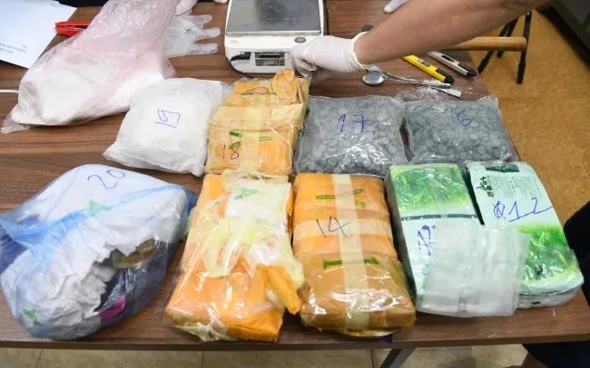 Ma túy bị thu giữ tại đường dây mua bán, vận chuyển trái phép chất ma túy xuyên quốc gia từ Lào Điện Biên đi Hà Nội, Bắc Ninh, Bắc Giang.
