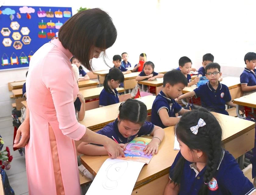 Bộ Giáo dục và Đào tạo đề xuất tuyển người có trình độ cao đẳng để khắc phục tình trạng thiếu giáo viên. Ảnh: Thiên Ân