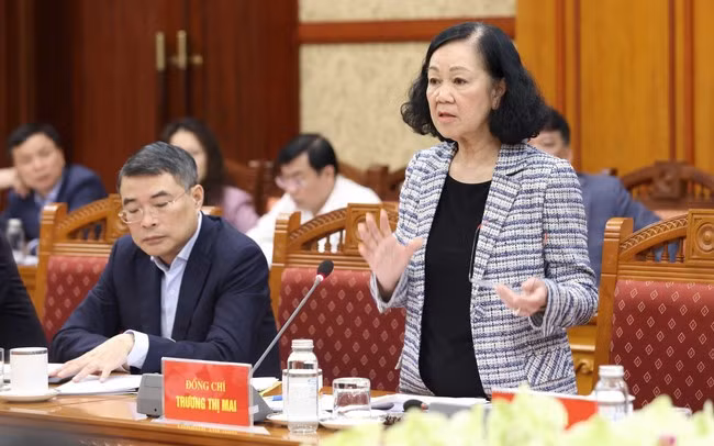 Đồng chí Trương Thị Mai, Ủy viên Bộ Chính trị, Thường trực Ban Bí thư, Trưởng Ban Tổ chức Trung ương phát biểu chỉ đạo hội nghị.