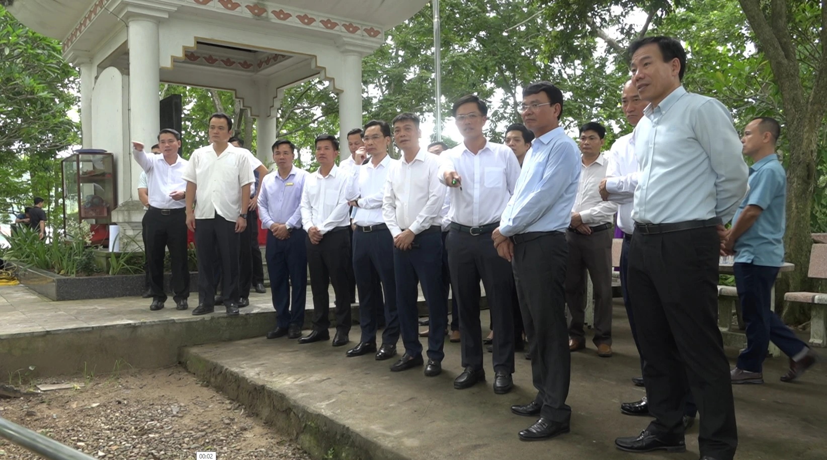 Lãnh đạo huyện Bảo Yên trình bày phương án xây dựng Tiểu công viên tại khu vực Đồn Phố Ràng..jpg