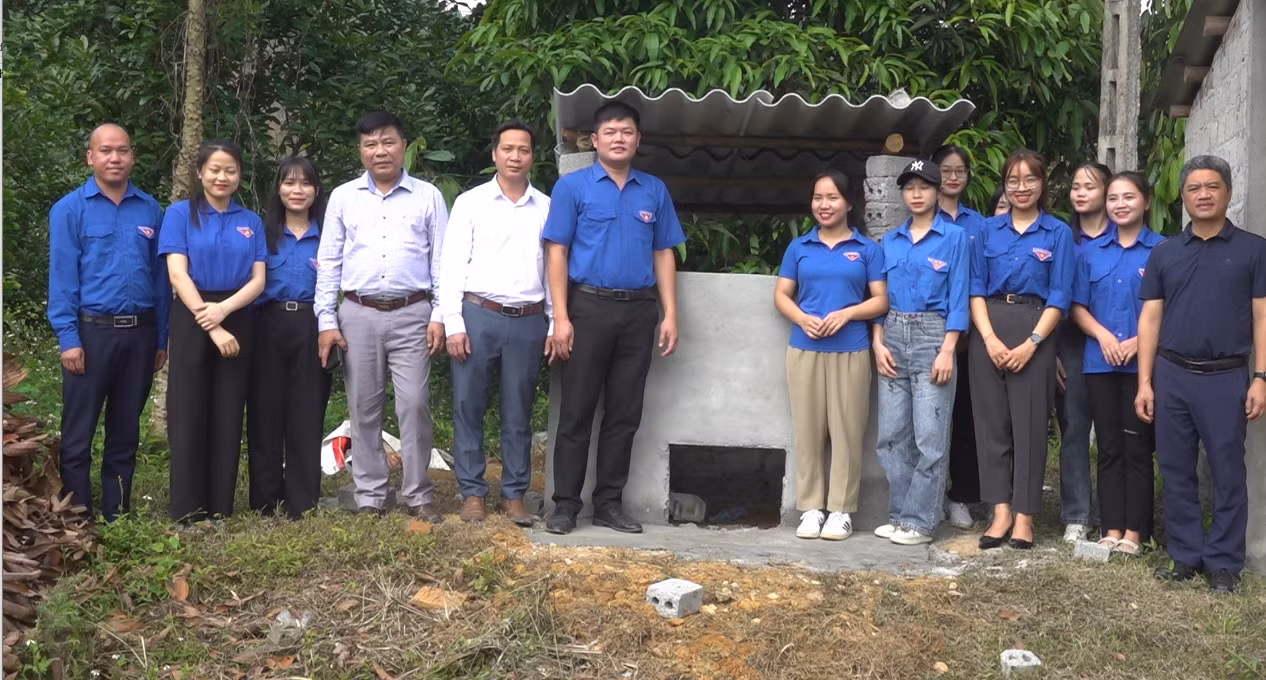 Tổ chức thánh thành lò đốt rác.jpg