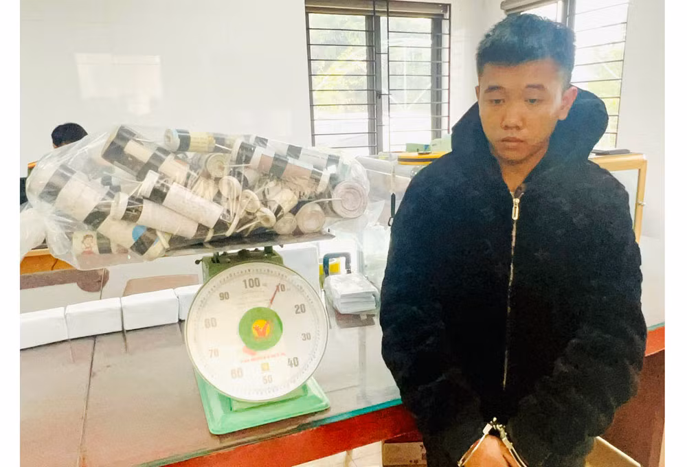 Ảnh 2. Đối tượng Nguyễn Duy Kiên tại cơ quan Công an (1).jpg