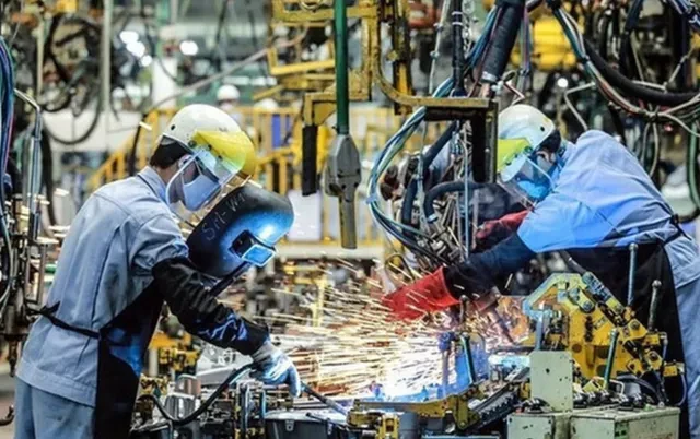 Chính phủ đặt mục tiêu phấn đấu tốc độ tăng trưởng GDP đạt cận trên chỉ tiêu Quốc hội giao (6 - 6,5%).