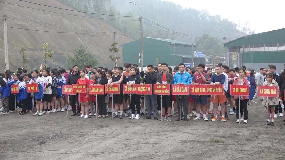 Sequence 01.Still013.jpg