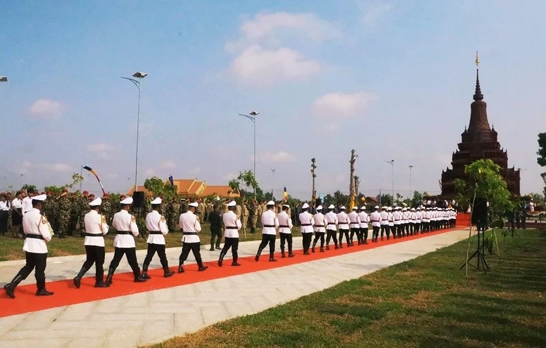 Đưa tro cốt các liệt sĩ vào lưu giữ trong Đại bảo, tháng 4/2023.