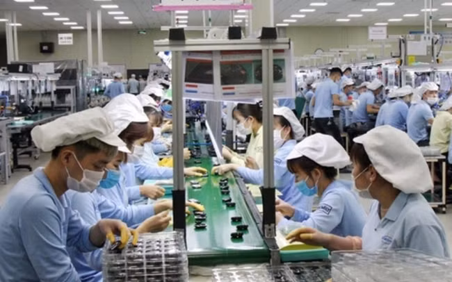 6 quyền lợi người lao động được hưởng khi tăng lương tối thiểu vùng từ 1/7 ảnh 1