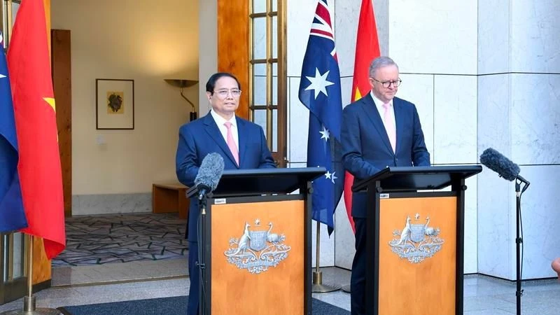 Thủ tướng Phạm Minh Chính và Thủ tướng Australia Anthony Albanese họp báo, thông báo nâng cấp quan hệ lên Đối tác chiến lược toàn diện giữa Việt Nam và Australia.