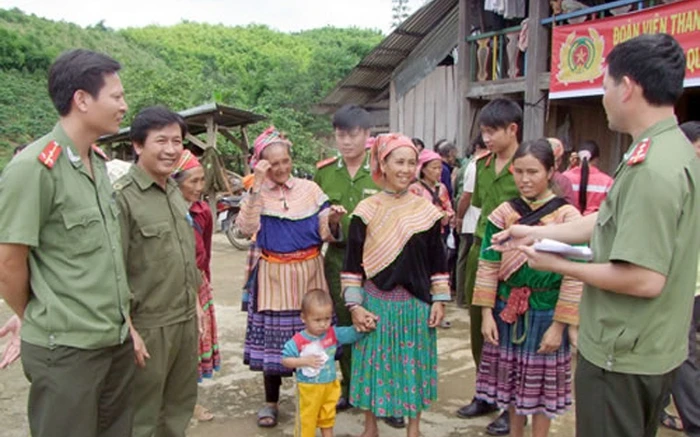 Lực lượng chức năng tuyên truyền, nâng cao nhận thức của người dân trong phòng, chống mua bán người.