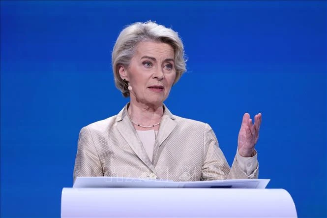 Chủ tịch Ủy ban châu Âu Ursula von der Leyen phát biểu tại Brussels, Bỉ.