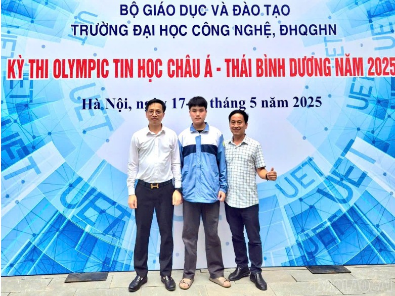 ង្វៀន ហ៊ុយហ្វុង - មេដាយសំរឹទ្ធនៃកីឡាអូឡាំពិចព័ត៌មានអាស៊ីប៉ាស៊ីហ្វិក (APIO 2025) នៅអ៊ូសបេគីស្ថាន។ phong-ok.png