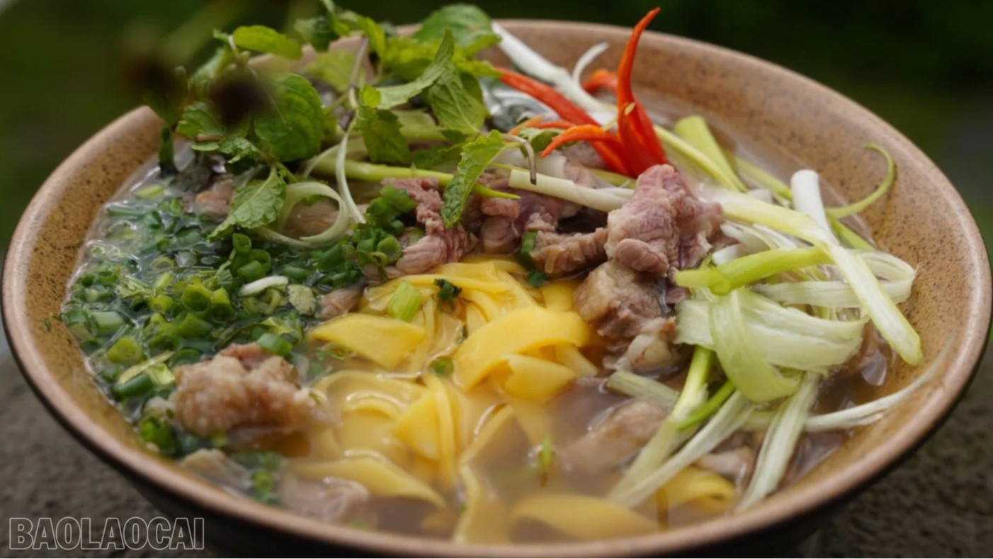 קערת פו תירס עדיין שומרת על baolaocai-bl_1-1863.jpg