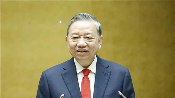 Tổng Bí thư Tô Lâm phát biểu chỉ đạo Hội nghị toàn quốc triển khai thực hiện Nghị quyết 79-NQ/TW và Nghị quyết 80-NQ/TW