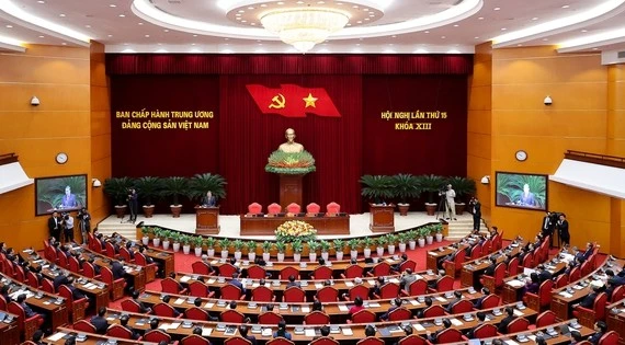 Bế mạc Hội nghị Trung ương 15