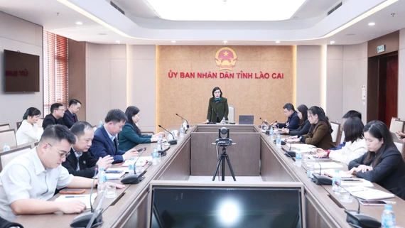 Chủ tịch UBND tỉnh Nguyễn Tuấn Anh dự sinh hoạt chi bộ Nghiên cứu – Tổng hợp 1