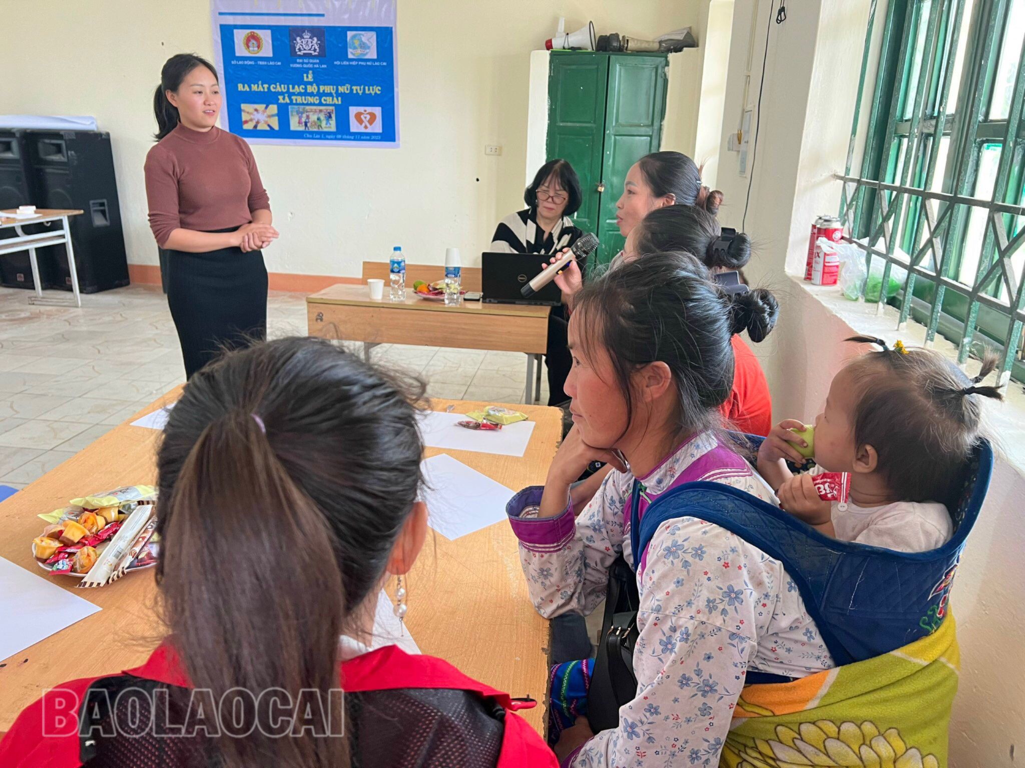 Với những hoạt động bổ ích, câu lạc bộ thu hút được các thành viên tích cực tham gia. z4917170411775_63ae6fdfee890e46734ee941e230a3e7.jpg