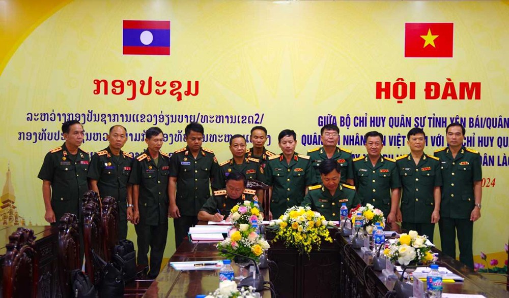 Bộ Chỉ huy Quân sự hai tỉnh Yên Bái - Xay Nha Bu Ly (Quân đội nhân dân Lào) hội đàm về kết quả 1 năm kết nghĩa ảnh 1 Bộ Chỉ huy Quân sự hai tỉnh Yên Bái - Xay Nha Bu Ly (Quân đội nhân dân Lào) hội đàm về kết quả 1 năm kết nghĩa ảnh 1