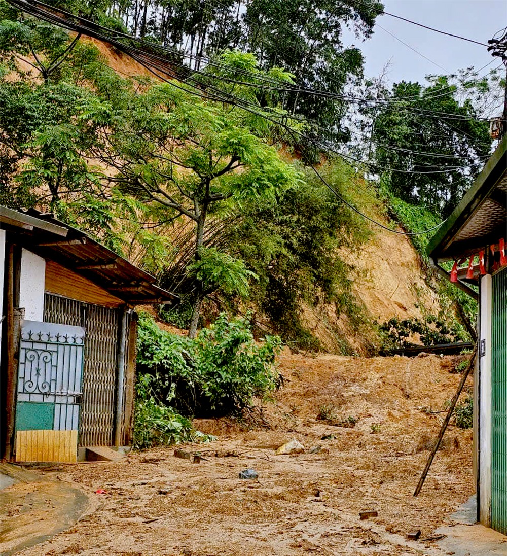 Yên Bái ngập úng diện rộng, vượt mốc lịch sử năm 1968 và 2008 ảnh 2 Yên Bái ngập úng diện rộng, vượt mốc lịch sử năm 1968 và 2008 ảnh 2