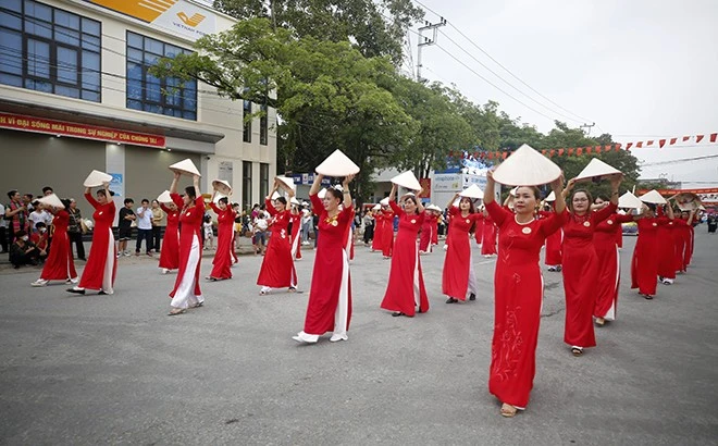 Ấn tượng, đặc sắc "bữa tiệc" nghệ thuật đường phố ảnh 2