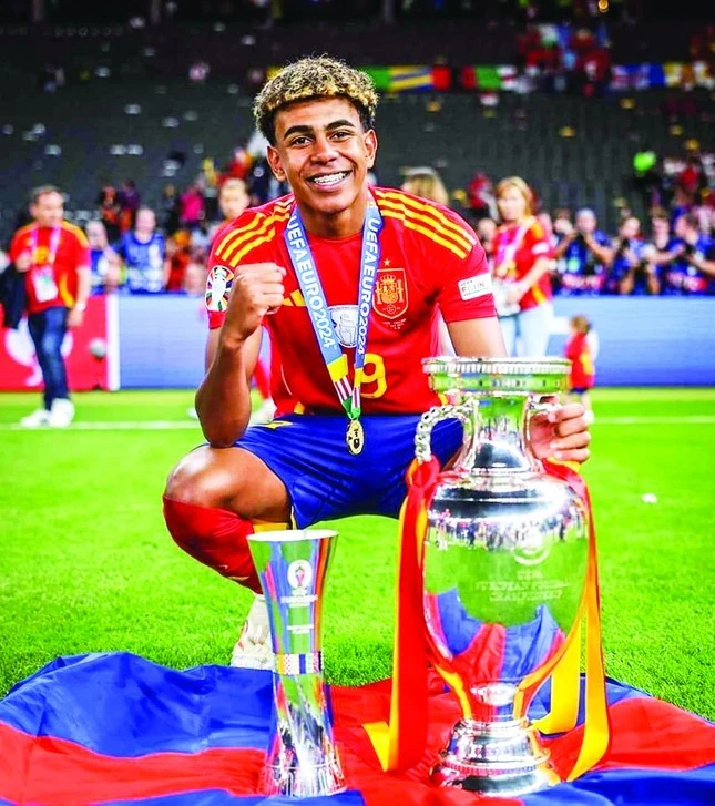 Lamine Yamal và chuyện chưa kể về một thần đồng ảnh 1