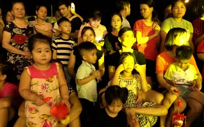 Yên Bái tưng bừng Đêm hội đèn lồng Trung thu 2022 ảnh 6
