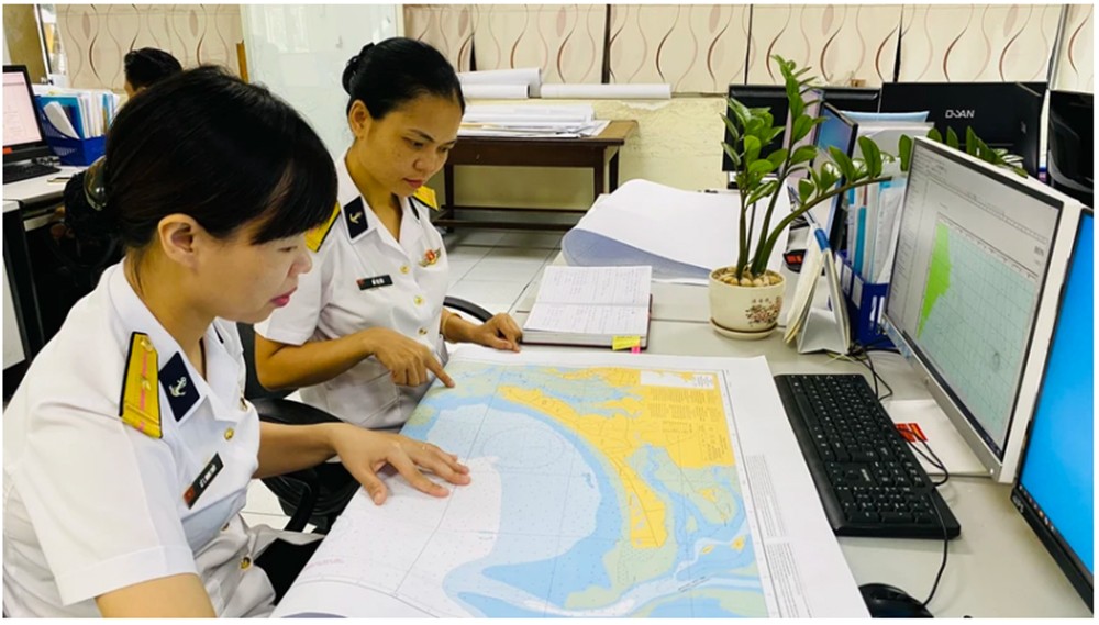 Con gái Liệt sĩ Gạc Ma viết tiếp ước mơ dang dở biên vẽ hải đồ của bố ảnh 5