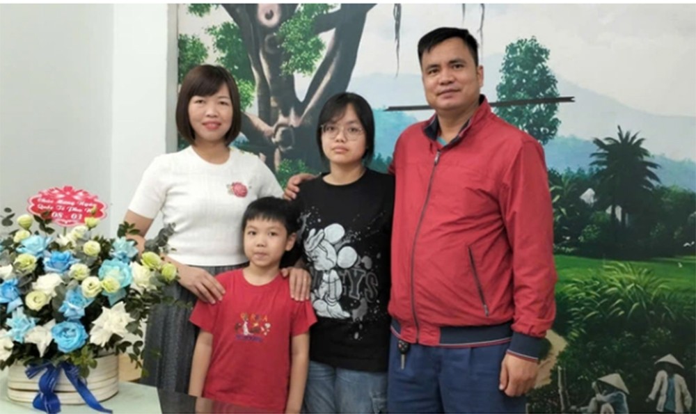 Con gái Liệt sĩ Gạc Ma viết tiếp ước mơ dang dở biên vẽ hải đồ của bố ảnh 4