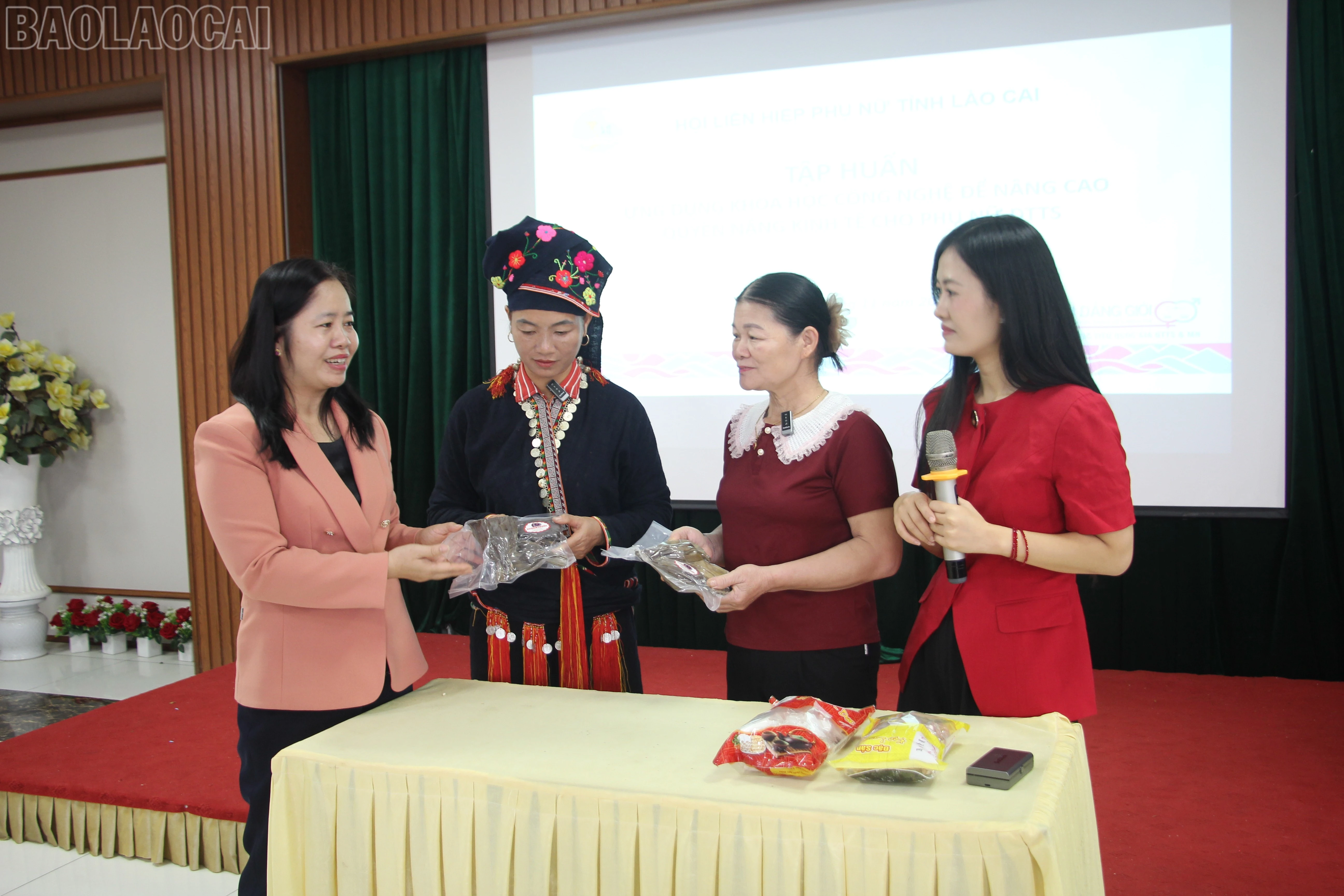 baolaocai-tl_img-2163.jpg