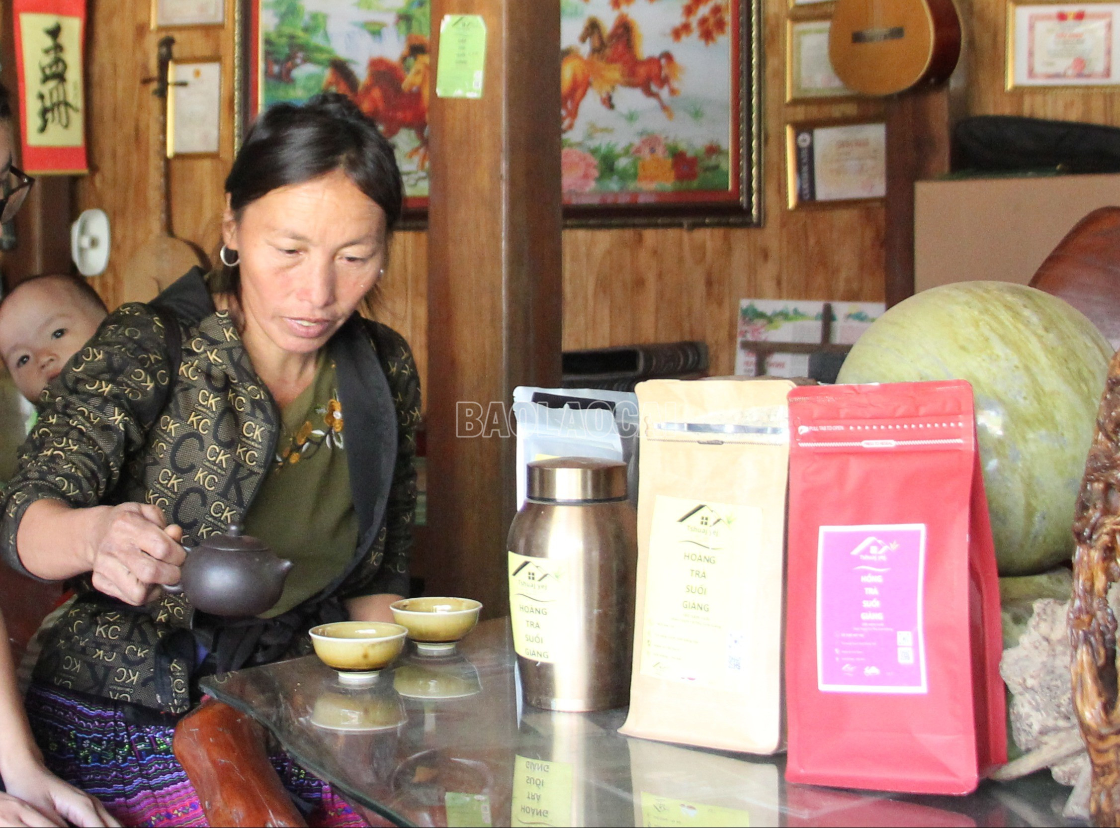 Chị Chang Thị Ly cần cù, chịu khó, dám nghĩ, dám làm. baolaocai-c_img-9874.jpg