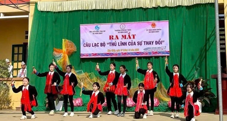 nam-chay-2.jpg