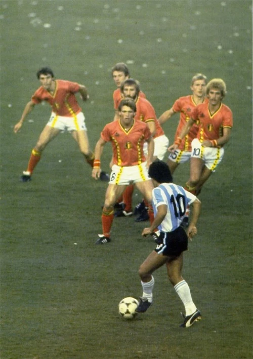 Argentina - Bỉ: Kẻ tám lạng người nửa cân ảnh 2 ma-7885-1404523675.jpg