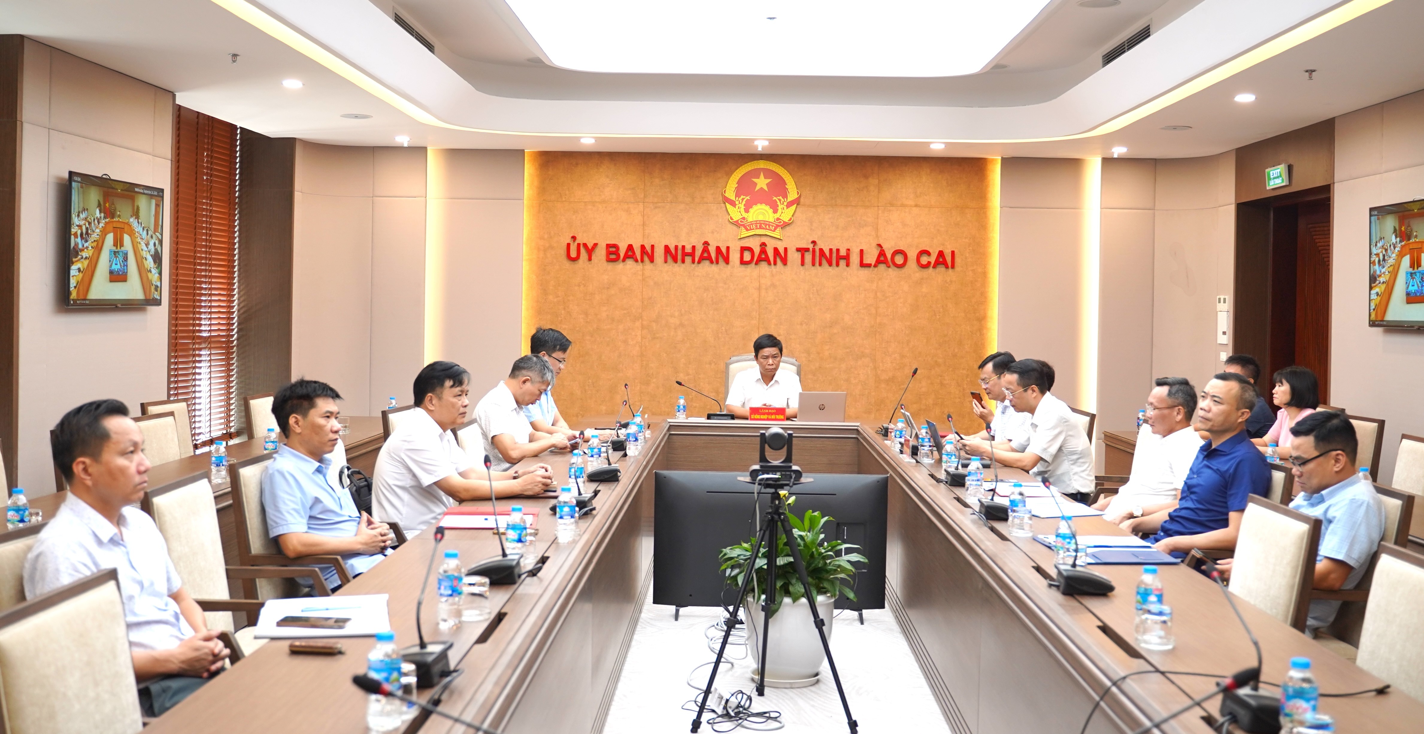 Đại biểu dự hội nghị điểm cầu Lào Cai. dsc00021-194.jpg
