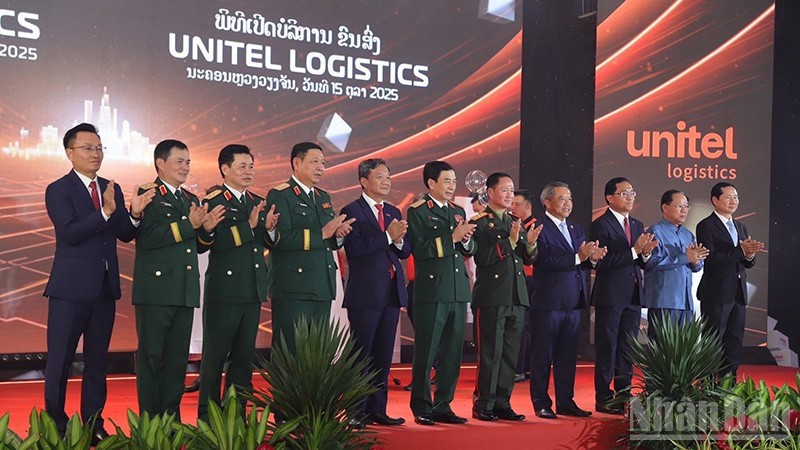 Các đại biểu tại lễ ra mắt Unitel Logistics. image-5.jpg