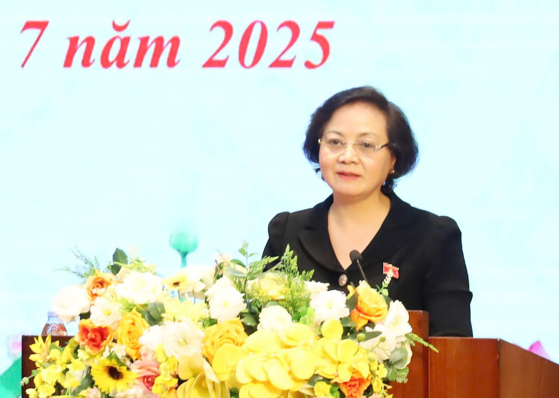 Đồng chí Phạm Thị Thanh Trà, Bộ trưởng Bộ Nội vụ phát biểu tại hội nghị. z6780221379952-9b75c02b1153f50fc46c84416f926a90.jpg