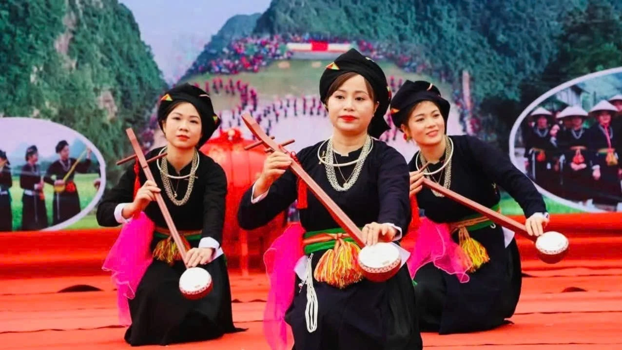 Các đội văn nghệ xã Mường Lai tích cực tham gia các hoạt động, sự kiện lớn của địa phương.