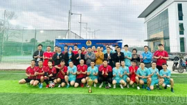 Gắn biển công trình chào mừng Đại hội Công đoàn tỉnh Lào Cai lần thứ Nhất, nhiệm kỳ 2025 - 2030