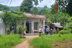 Bát Xát: Người đàn ông chém vợ bị thương rồi bỏ trốn