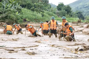 Chạy đua với thời gian, tìm kiếm nạn nhân mất tích