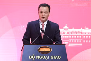 Phó Chủ tịch UBND tỉnh Giàng Quốc Hưng: Công tác đối ngoại đóng vai trò là tuyến đầu trong bảo vệ chủ quyền quốc gia, giữ vững an ninh biên giới, mở rộng không gian phát triển kinh tế - xã hội