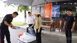 Hải quan Cửa khẩu Quốc tế Lào Cai phát hiện, xử lý 166 vụ vi phạm trong 6 tháng đầu năm 2026