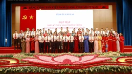 Trung thành, tận tụy, chuyên nghiệp và sáng tạo